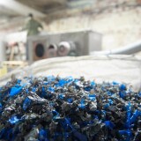 Вечная жизнь пластика: как в Петербурге перерабатывают полиэтиленовые пакеты